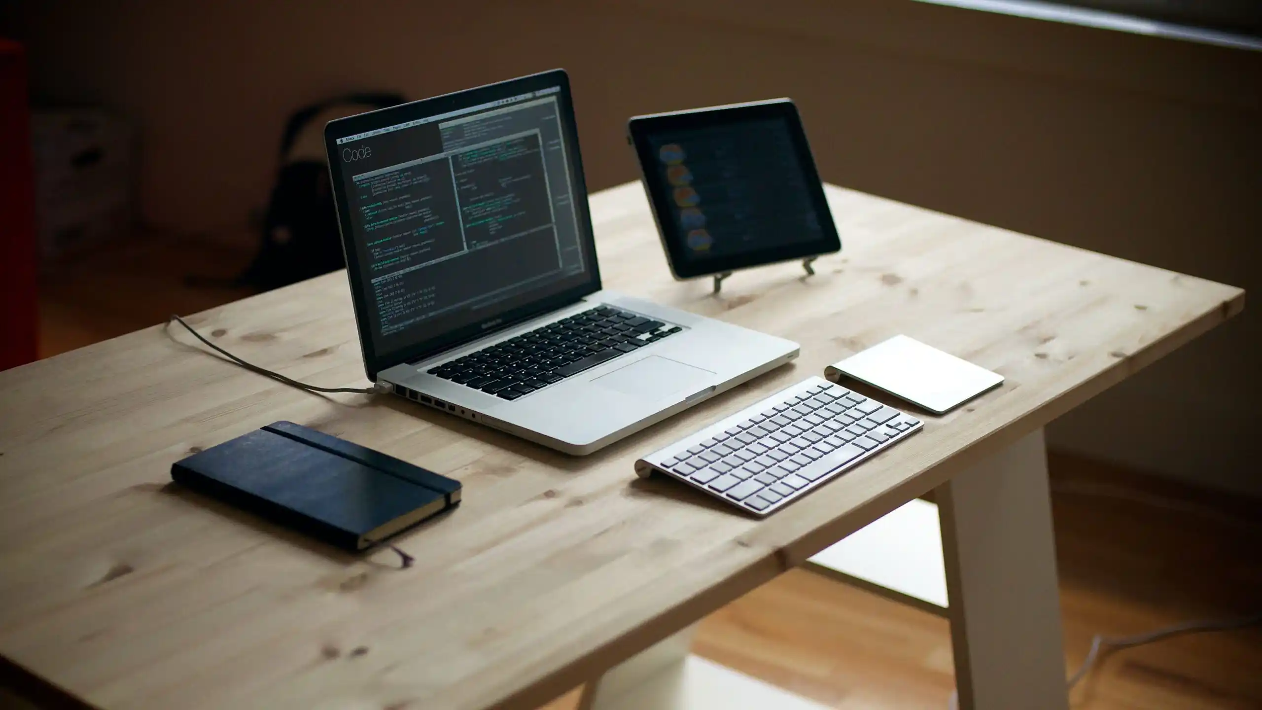 Modern laptop workstation setup
